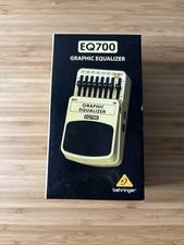 Behringer EQ700 Pedale