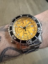 Seiko 7T32-7G30 Yellow dial