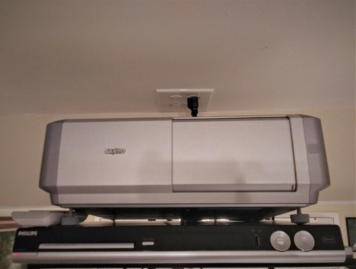 Sanyo plv lcd projector - sanyo,