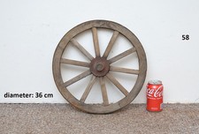 Vecchio carrello in legno