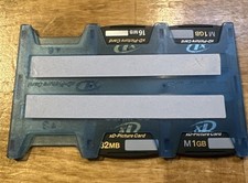 4 schede di memoria originali