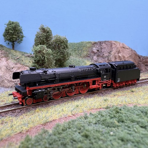 Locomotive vapeur 03 - à,