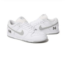 Supreme Nike SB Dunk Low 94