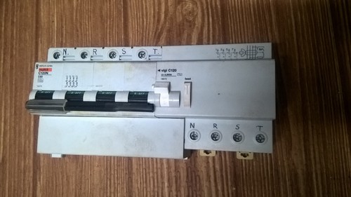 Merlin gerin multi vigi - 9,