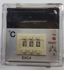 TERMOREGOLATORE DIGITALE DI