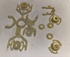 2 Tamiya 1/10 R/C 50702 TA03