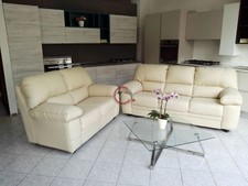 divano imbottito 2 posti e 3