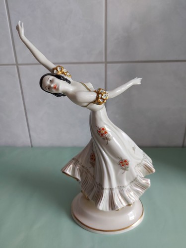 Statua porcellana - in, ~