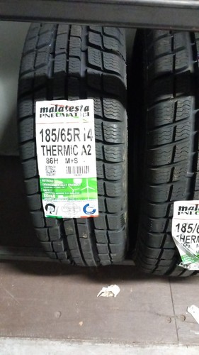 Pneumatici auto ricoperti - pneumatici,