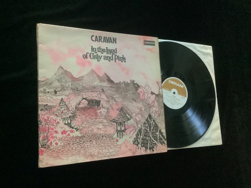 Caravan the land - in,