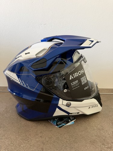 Casco airoh commander reveal - airoh,