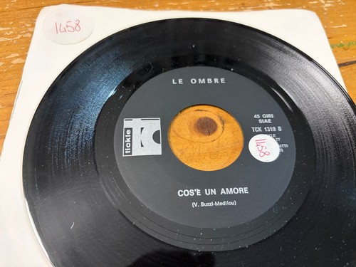 Italy 1977 ombre - ,