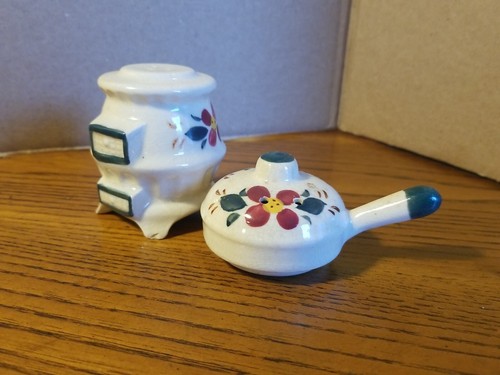 Vintage souvenir salt and - souvenir,