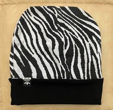 Cappello Berretto marca ADIDAS, 100% Poliestere, stile juve juventus, NUOVO.