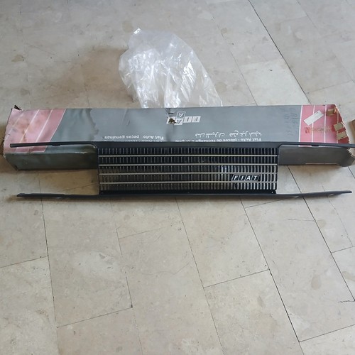 Griglia anteriore fiat 131 - fiat,