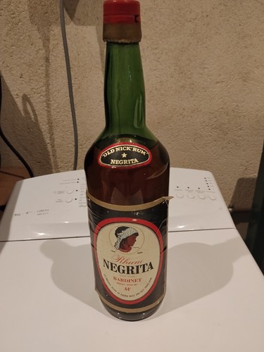 Ancienne bouteille rhum - ancienne,