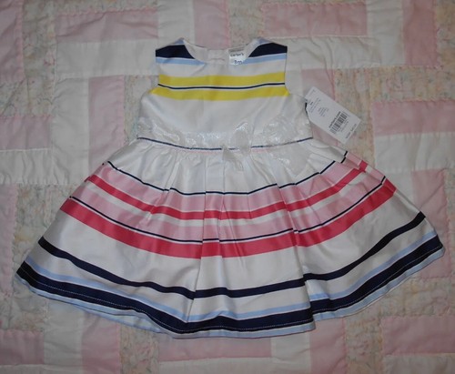 Vestito elegante senza maniche