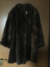 Pelliccia Di Visone Bel Motivo Spinato In Condizioni Ottime