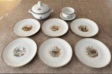 SPLENDIDO SERVIZIO DI PIATTI