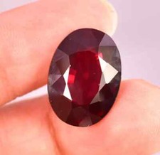 100% naturale splendida pietra preziosa rossa rubino 3,90 CT forma ovale sfus...