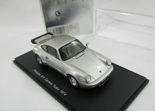 Porsche carrera turbo gris