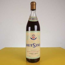 bottiglia vintage vino achaia clauss retsina da collezione