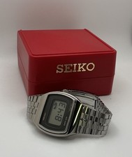 Seiko LCD 0532-5019 (1977) •