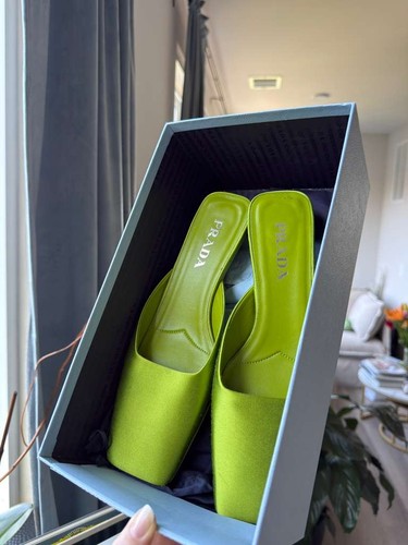Prada satin mules verde - prada,