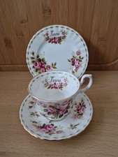 Royal Albert Fiore del Mese ~