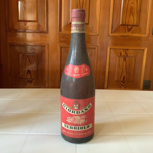 Vino giordano nebbiolo - vino,