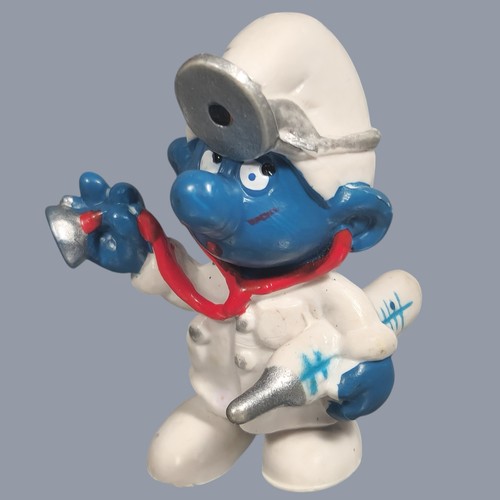 1978 doctor smurf pvc - doctor,