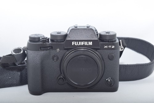 Used fujifilm 3 mp - used,