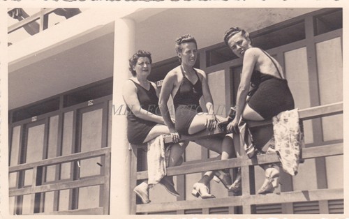 Ostia mare donne - -,