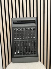 Mackie Control Universal XT 45723-8 canali DAW Extender Motorfader SENZA ALIMENTATORE!