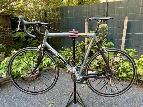 Derosa merak bici - da, corsa