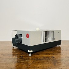 Proiettore diapositive Leica