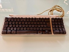 Tastiera Apple M2452 Vintage NON FUNZIONANTE Per parti di Ricambi