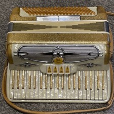 Fisarmonica pianoforte vintage