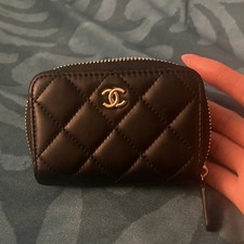 Chanel black quilted diamond - black,