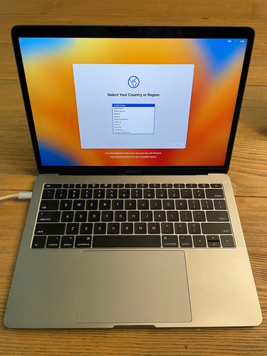 Macbook pro 2017 - macbook, inch