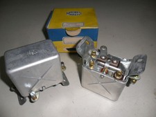 REGOLATORE DI TENSIONE PER