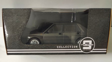 TRIPLE 9 COLLECTION 1:18 AUTO