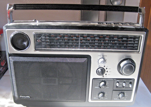 Philips 970 radio - , a