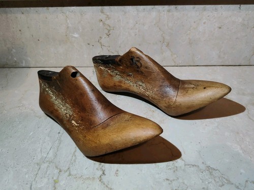 Coppia antiche forme 33 - di,