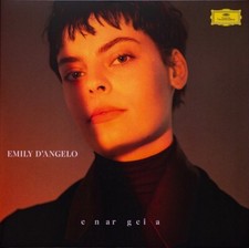 LP 33 Emily D'Angelo –