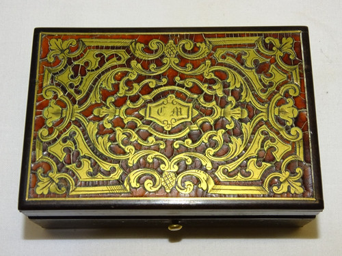 Jolie ancienne petite boite - -jolie,