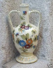 CERAMICA DA COLLEZIONE_REPUBBLICA SAN MARINO_MARMACA_BOTTIGLIA DECORATA FLOREALE