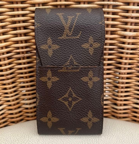 Louis vuitton monogram - louis,