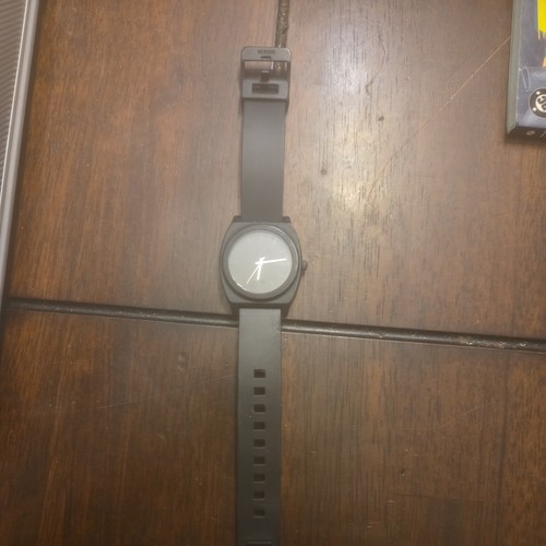 Nixon the time teller back - "the,