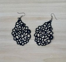 Orecchini In Pizzo Ricamati 